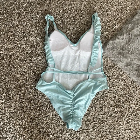 SHEIN Light Blue Ruffle One-Piece Swimsuit - Picture 3 of 8
